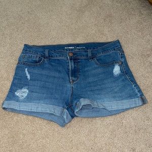 Old Navy Mid Rise Boyfriend Jean Shorts Size 6